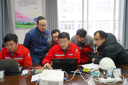 中國化學品安全協(xié)會專家組來我公司開展安全診斷檢查