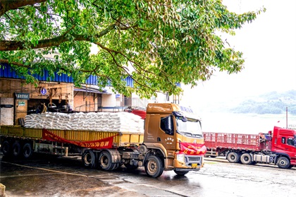 瀘天化股份公司開足馬力生產大寫企業(yè)擔當