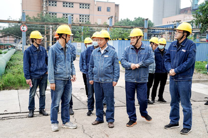 瀘天化股份公司黨委書記、董事長廖廷君率隊(duì)檢查二十大前安全生產(chǎn)工作