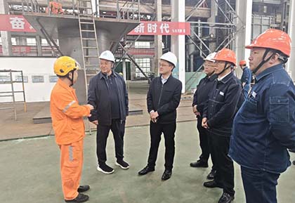 瀘天化集團(tuán)黨委書(shū)記、董事長(zhǎng)羅火明率隊(duì)到公司調(diào)研指導(dǎo)